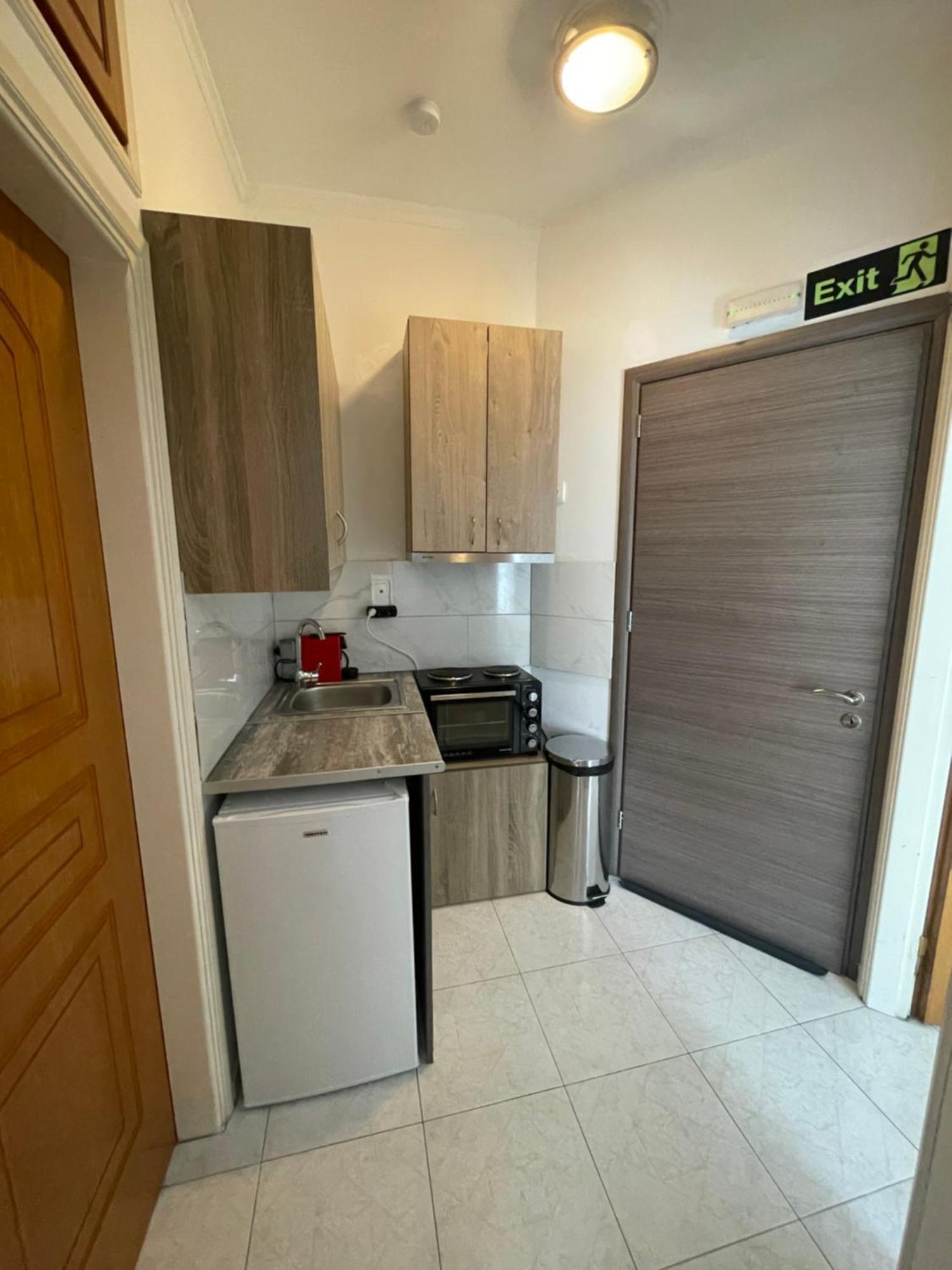 Greece Apartments Now Patras Dış mekan fotoğraf