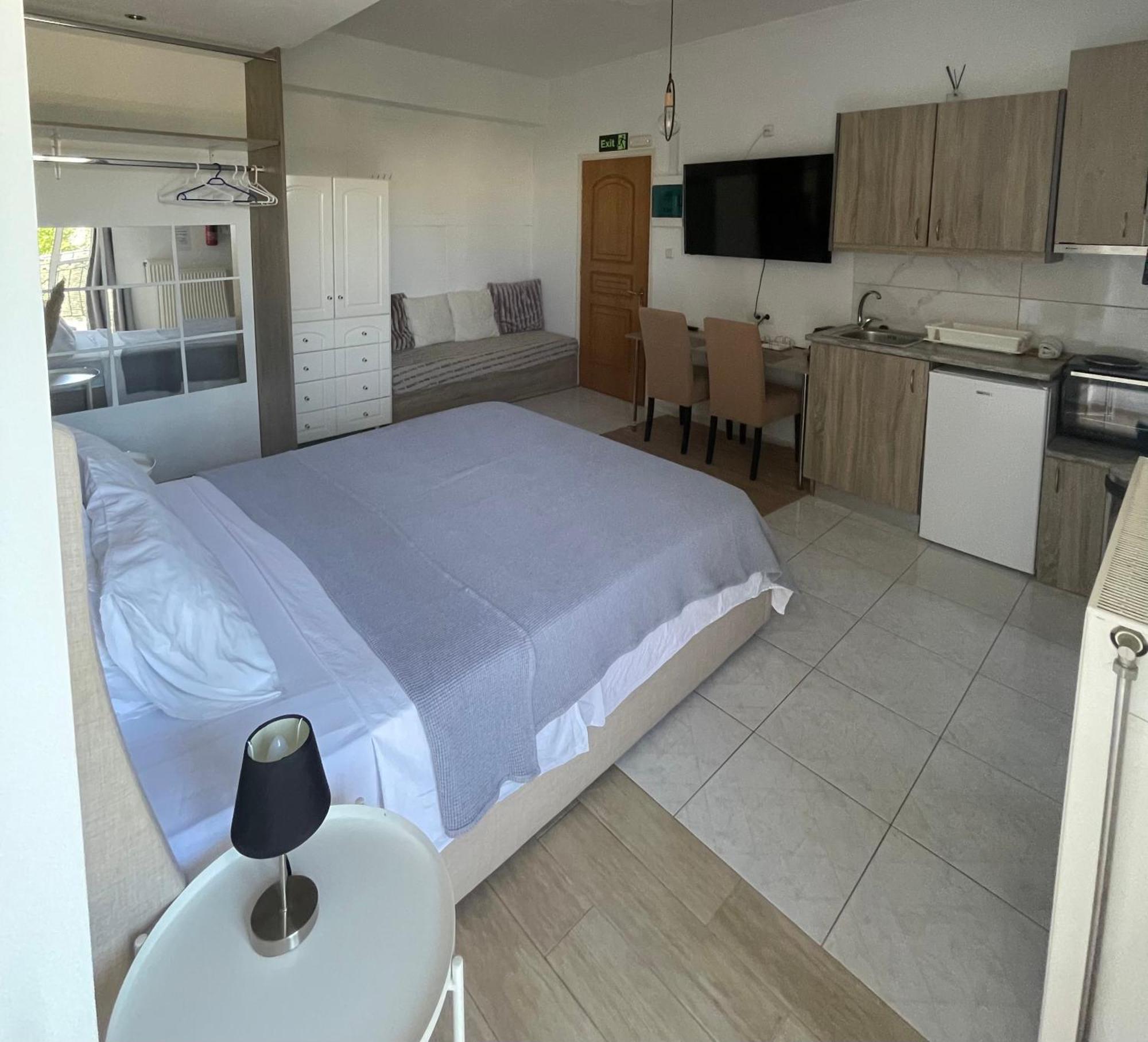 Greece Apartments Now Patras Dış mekan fotoğraf